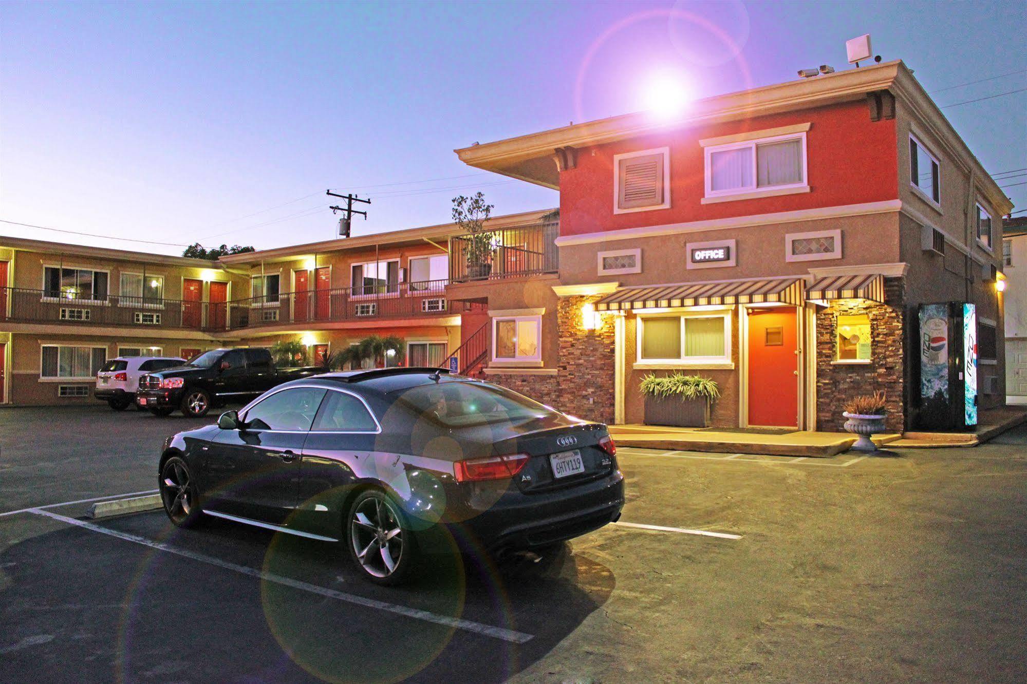 Friendly Hills Inn Whittier Dış mekan fotoğraf